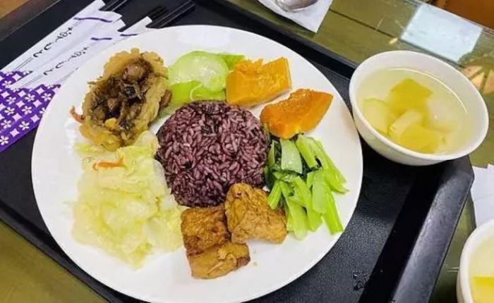 【桃園大溪】碧羅村蔬食餐廳：顛覆素食印象！六菜一湯120元，健康美味吸引客滿