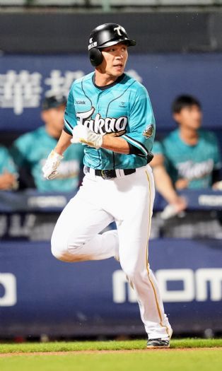 台鋼雄鷹再創佳績：五連勝締造隊史新高