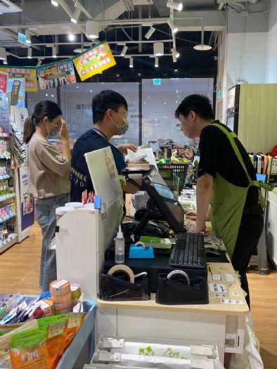 關心寵物健康：臺北市動物保護處全面檢查寵物食品