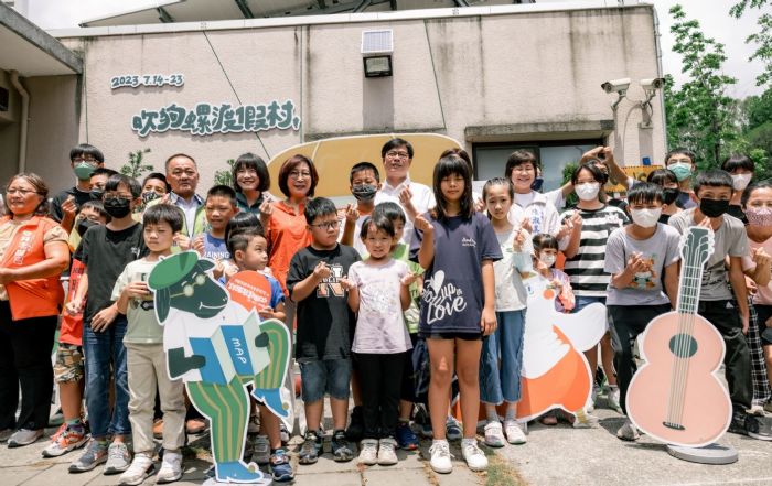 高雄「吹狗螺度假村」歡慶國際流浪動物日：親子同樂，傳遞愛心與關懷