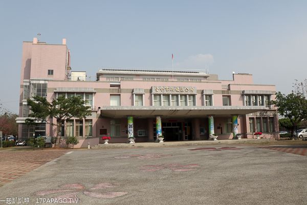 「台中女子家境貧寒，喪夫獨自扶養2子女！員警伸援手，一起度過難關！」