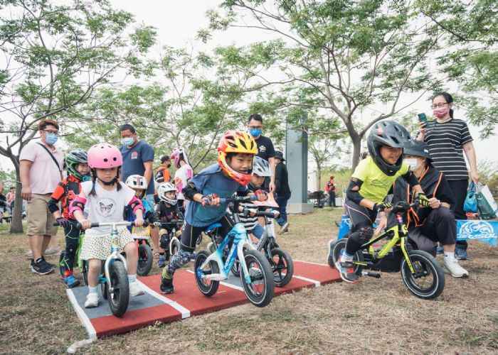 小大人運動音樂會大寮熱鬧登場   歲末年終共享親子歡樂時光